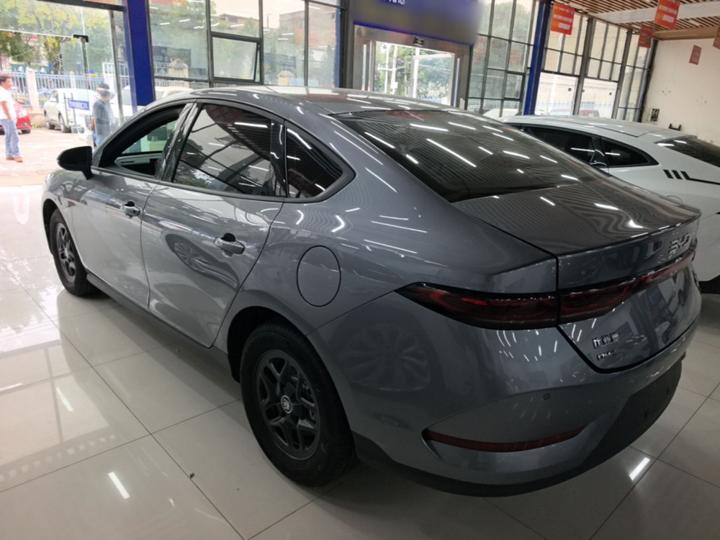 Qin PLUS 2025 DM-i ADAS 55KM Leading photo 4
