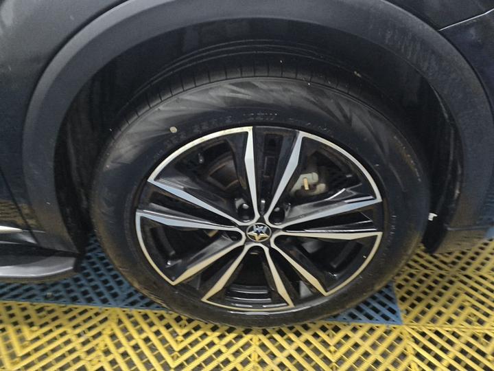 2020 260T AT 48V Mild Hybrid photo 8
