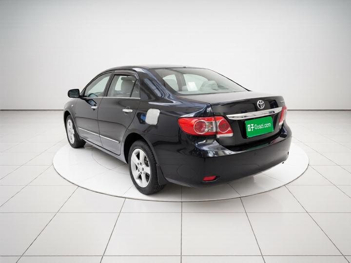 Corolla 2011 1.8L CVT GL-i Anniversary Edition photo 4