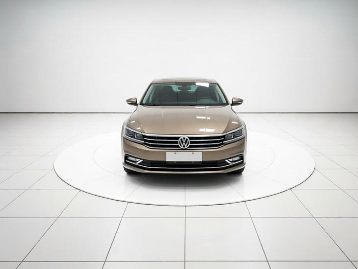 Passat 2016 330TSI DSG photo 2