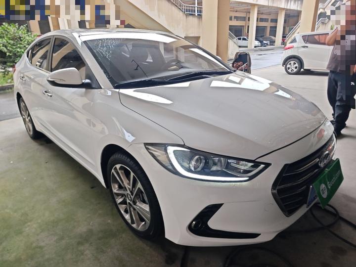 Elantra 2016 1.6L AT Smart Elite photo 3