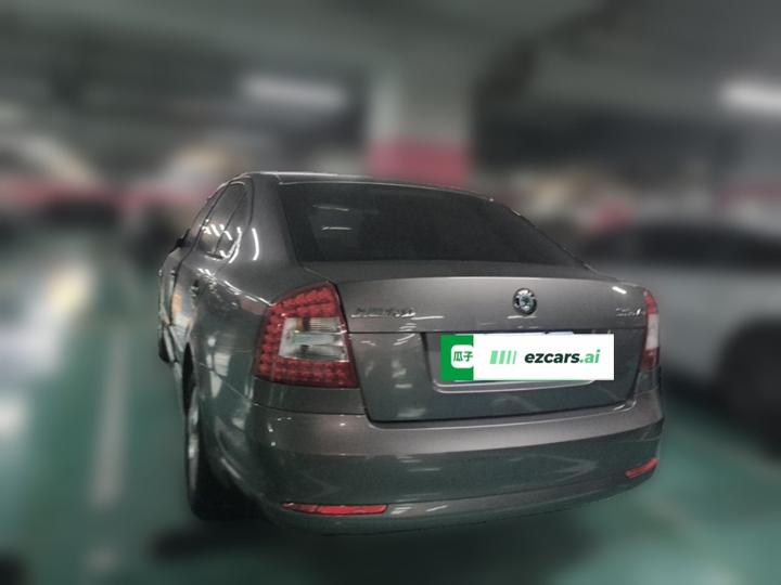 Octavia 2013 1.6L AT photo 4