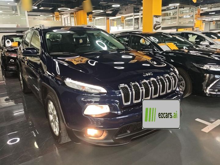 Cherokee 2016 2.0L photo 3