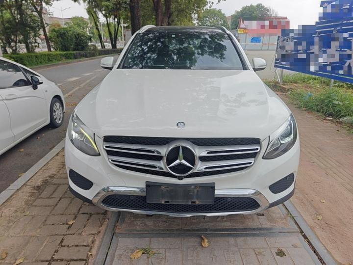 GLC 2016 GLC 200 4MATIC photo 2
