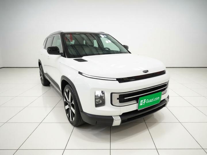 Geely icon 2023 1.5TD photo 3