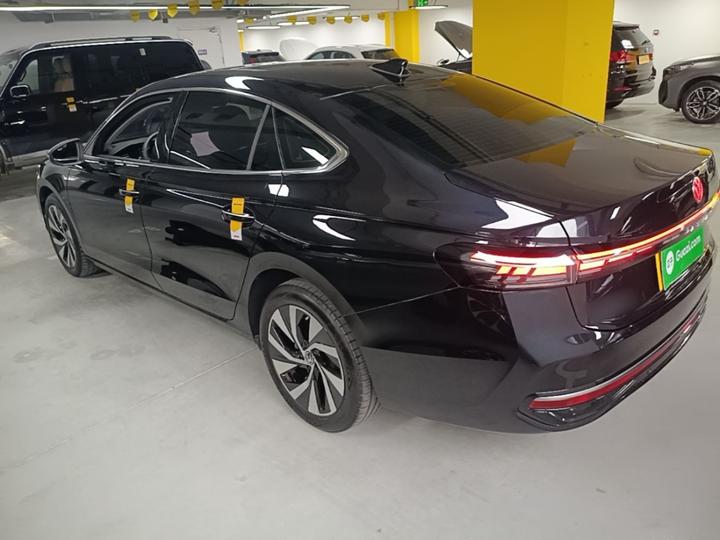 Passat 2025 Pro 380TSI photo 4