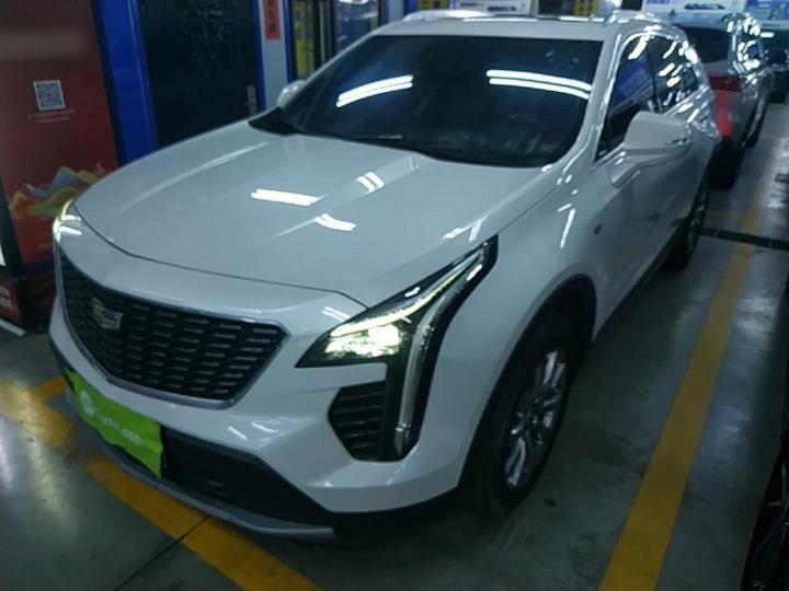 XT4 2022 28T RWD Luxury