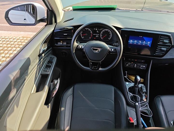 VS5 2019 280TSI AT photo 3