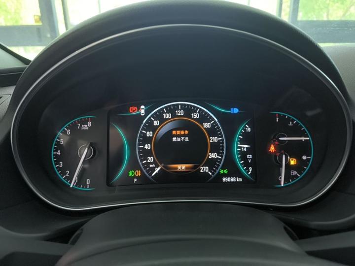 Regal 2015 1.6T Elite Tech photo 7