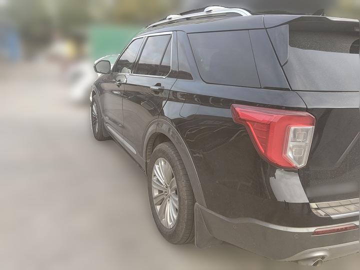 Explorer 2020 EcoBoost 285 AWD Titanium 7-Seater photo 4