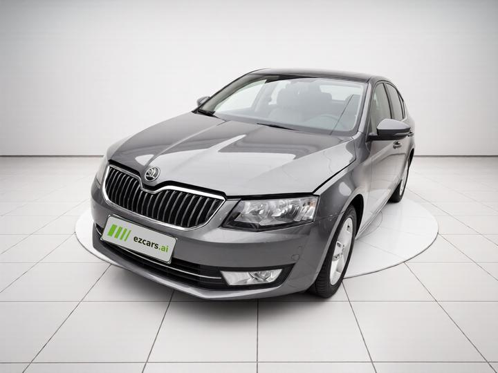 Octavia 2015 1.6L MT