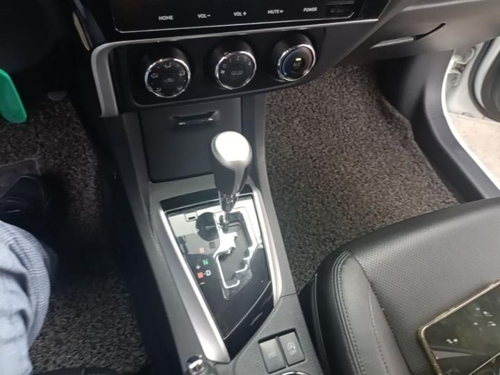 Corolla 2017 Facelift 1.2T S-CVT GL-i photo 5