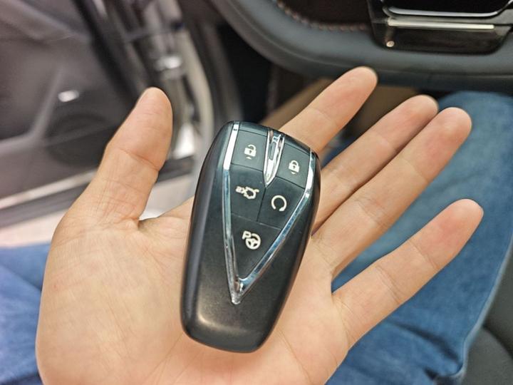Oshan Z6 EV 2023 iDD 150KM Flagship PLUS photo 8