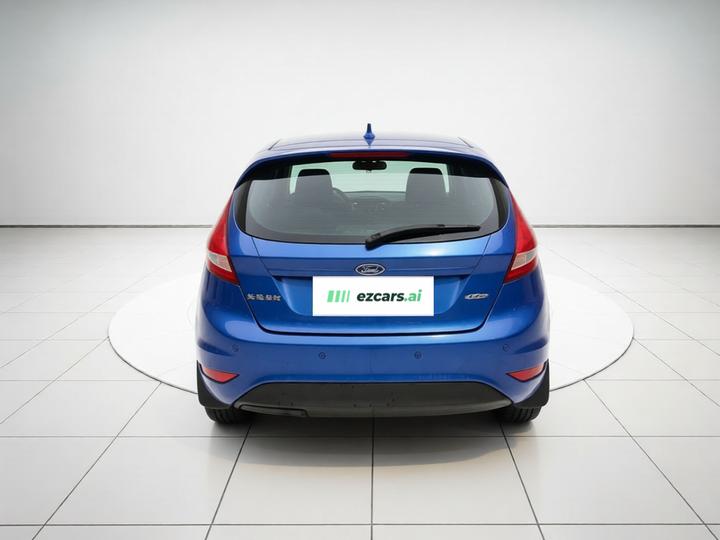2009 Hatchback 1.5L AT Fashion photo 5
