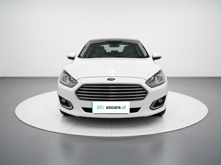 Escort 2015 1.5L AT Fashion photo 2