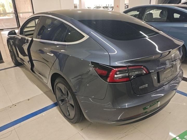 Model 3 2019 Standard Range RWD Upgraded photo 4