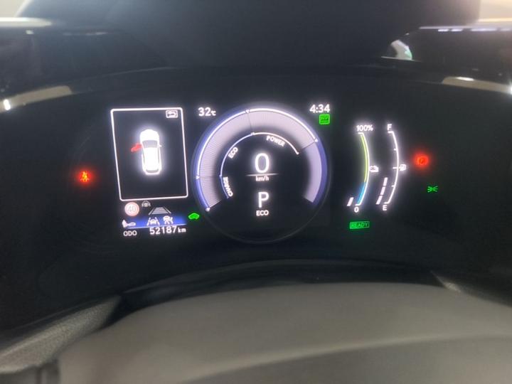 NX EV 2022 400h+ photo 7