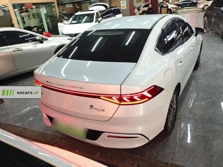 Qin PLUS 2021 EV 500KM Luxury photo 5