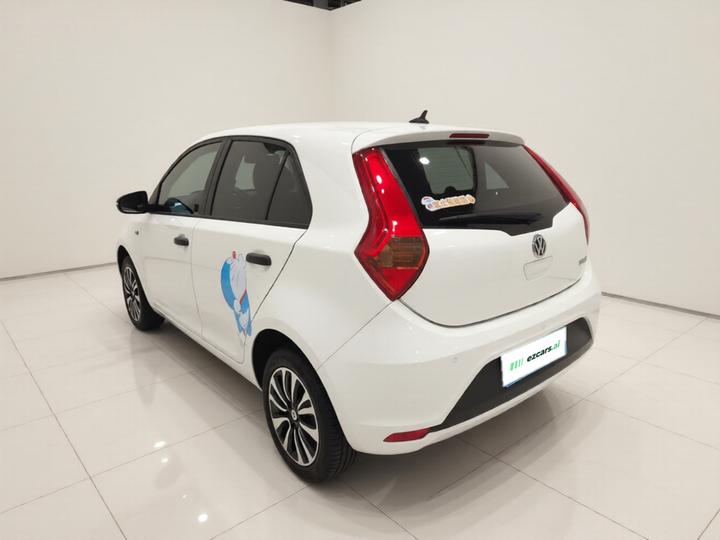 3 2014 1.3L AMT Comfort photo 4