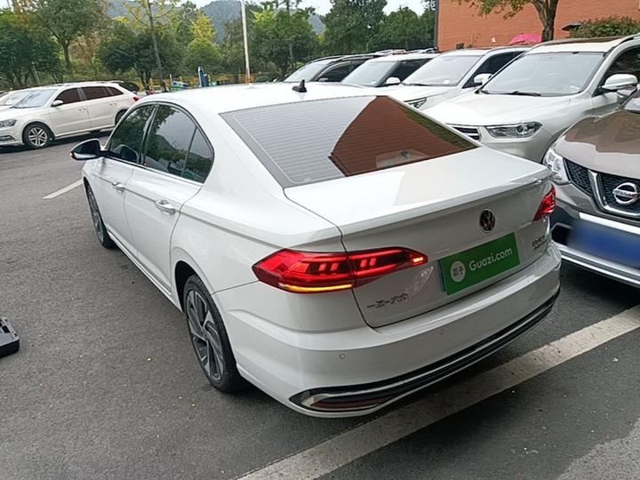 Bora 2023 200TSI DSGPRO photo 4