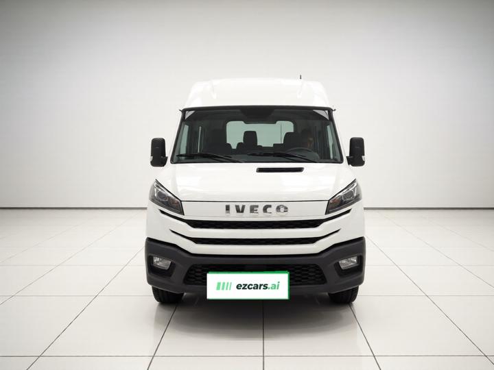 IVECO Daily 2026 2.5T A35M1 Short Wheelbase photo 2