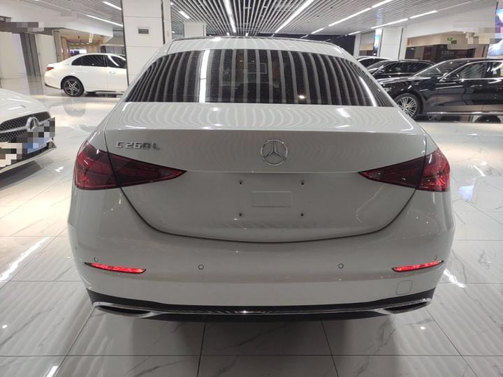 C-Class 2023 C 260 L Sport photo 3