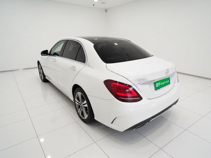 C-Class 2019 Facelift C 260 L Sport photo 4