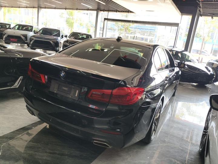 5 Series Imported 2019 Facelift 525i M Sport Package photo 6