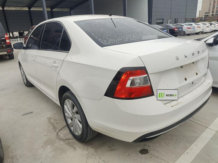 Rapid 2019 1.5L AT Comfort China VI photo 4