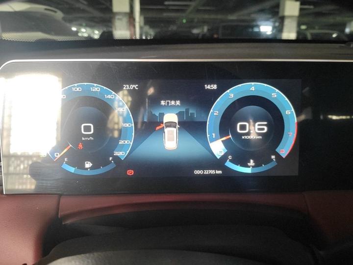 X70 PLUS 2023 1.5T MT 5-Seater photo 7