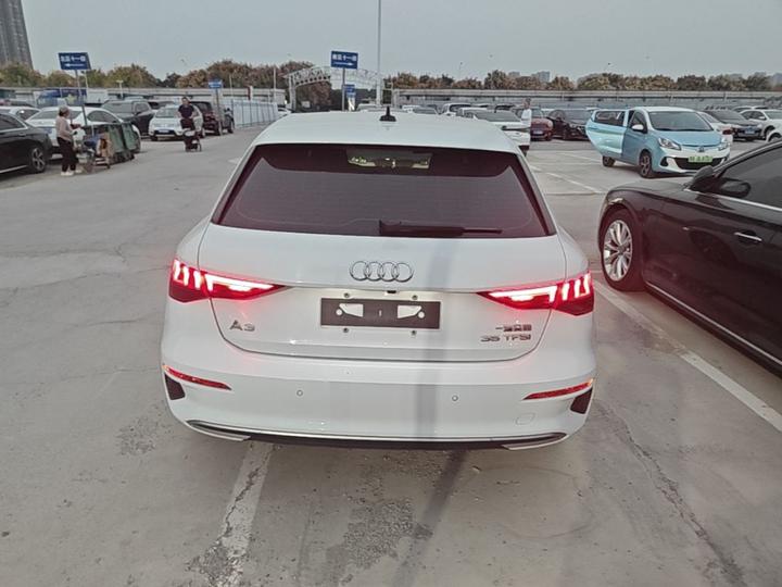 A3 2021 Sportback 35 TFSI Progressive photo 3