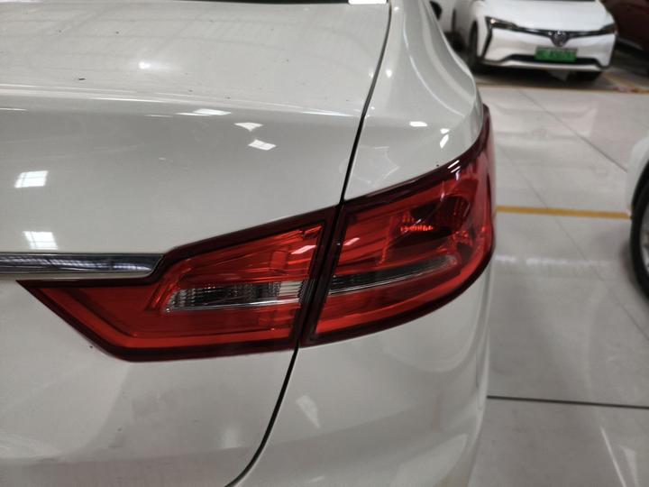 Escort 2019 Facelift 1.5L AT China VI photo 7