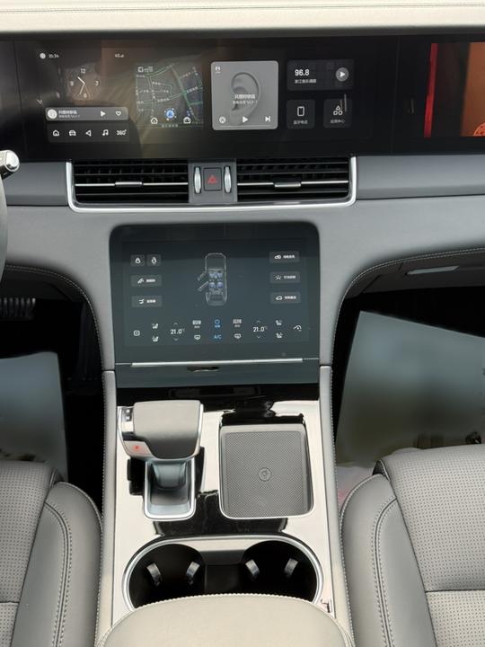 Li Auto ONE 2021 EREV 6-Seater photo 5