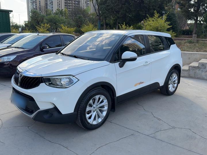 Zhonghua V3 2015 1.5L MT Smart photo 2