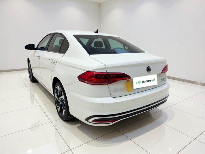 Bora 2023 200TSI DSGPRO photo 4