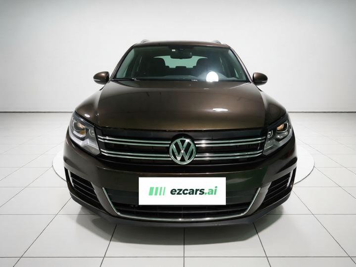Tiguan 2015 1.8TSI AT RWD Luxury photo 2
