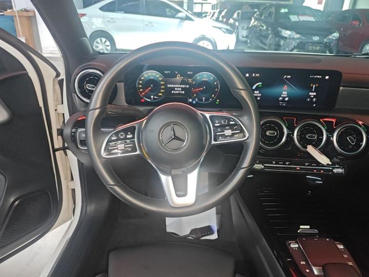 A-Class 2022 Facelift A 180 L Sport photo 6