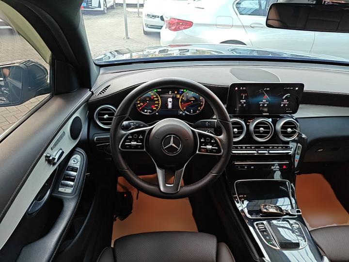 GLC 2021 GLC 260 L 4MATIC Dynamic photo 6