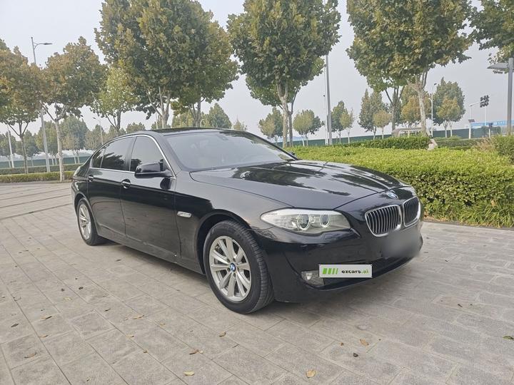 5 Series 2013 525Li Luxury photo 3