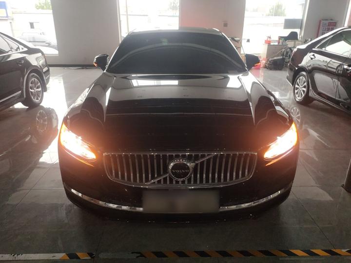 S90 2024 B5 Luxury photo 2