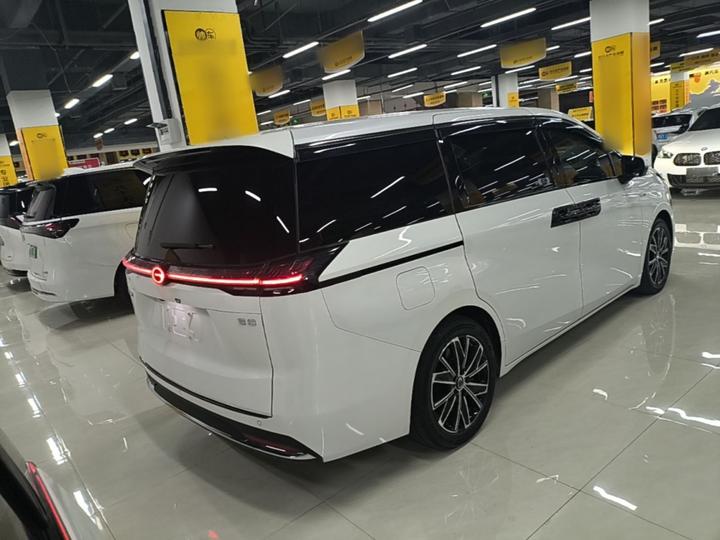 GAC Trumpchi E8 EV 2024 150km MAX photo 4