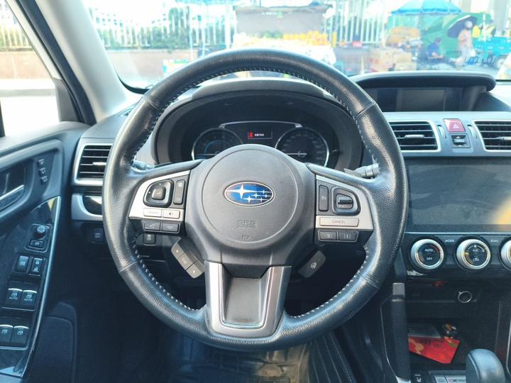 Forester 2018 2.5i Luxury photo 3