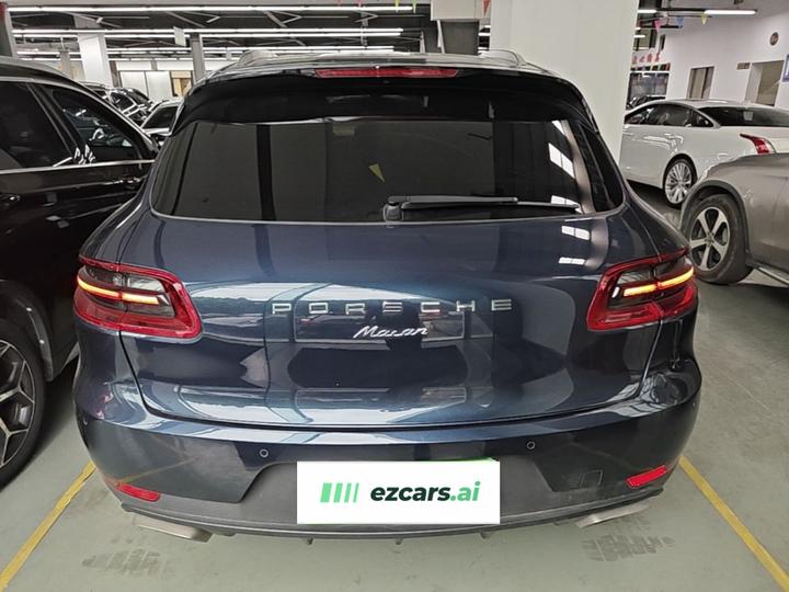 2016 Macan 2.0T photo 3