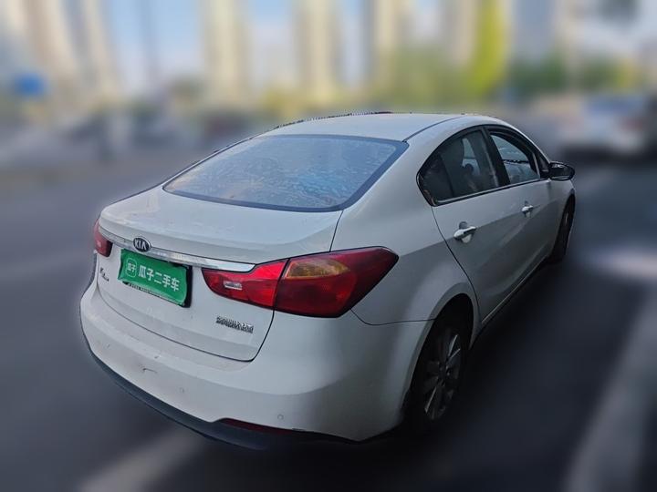 K3 2015 1.6L MT GLS photo 4