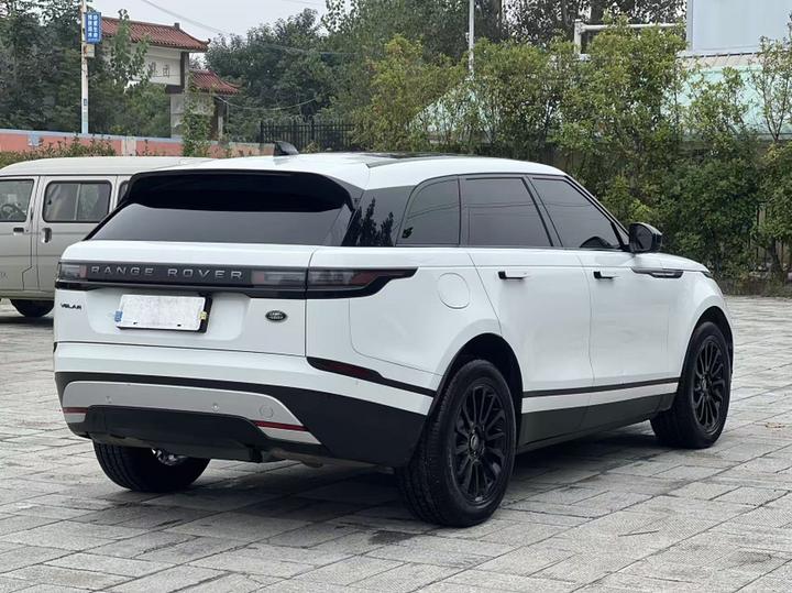 Range Rover Velar 2023 250PS photo 5