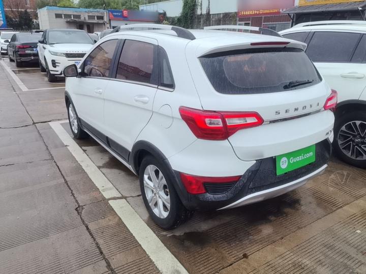 BAIC X25 2015 1.5L MT Comfort photo 4