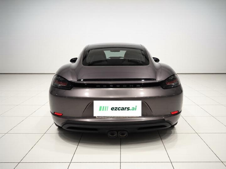 718 2022 Cayman 2.0T photo 5