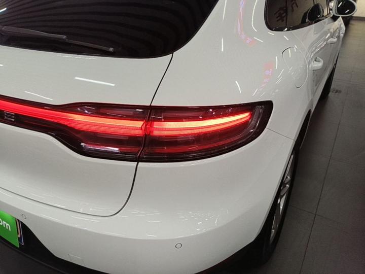 2021 Macan 2.0T photo 7