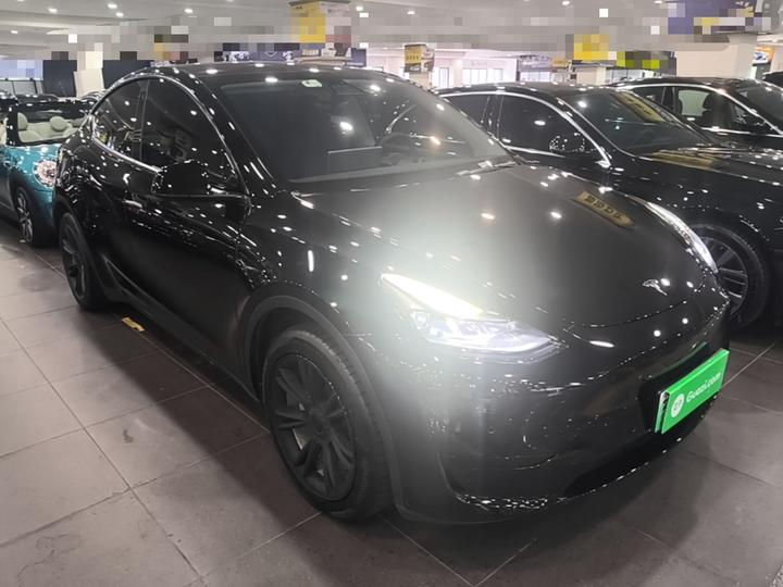 Model Y 2022 Facelift RWD photo 3