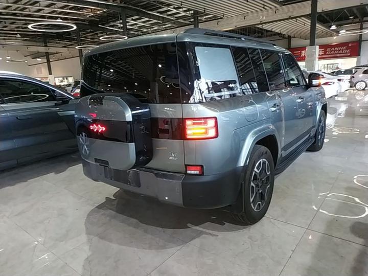 Fang Cheng Bao 7 2025 190KM AWD Max photo 6
